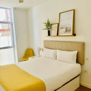 luminoso-apartamento-en-el-centro-de-cadiz.es-andalucia.com/